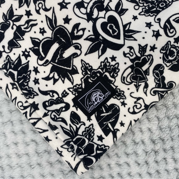 2 piece Lurking Class Tattoo Print Sweatshorts and Sweatshirt - Picture 2 of 10